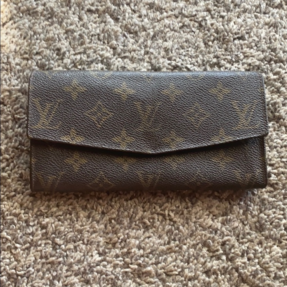 Louis Vuitton Wallet